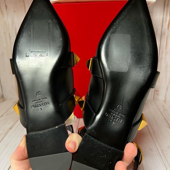 Valentino Garavani Roman Stud Ankle Strap Leather Mule Flat Black Sz 37 / 7 - Picture 12 of 12